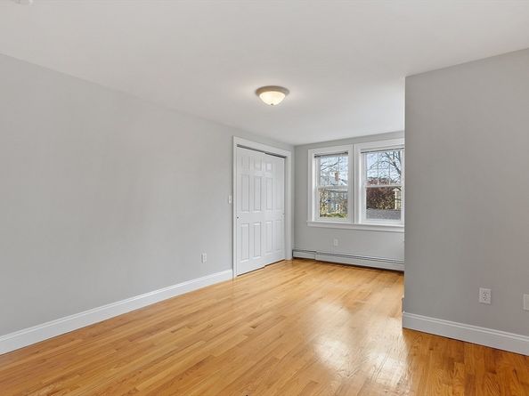 40 Essex St 2, Salem MA 01970