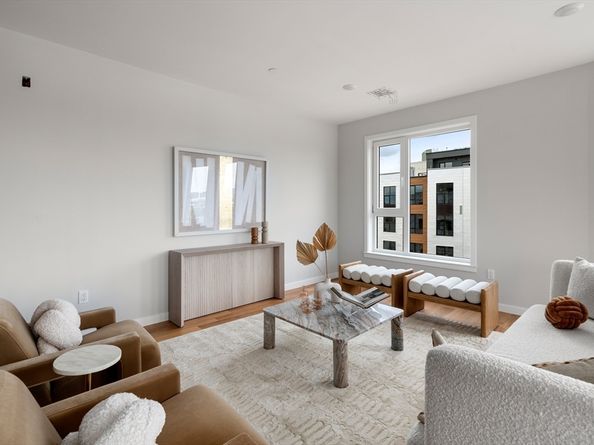 267 Old Colony 404, Boston MA 02127