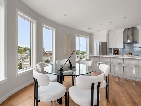 267 Old Colony 404, Boston MA 02127