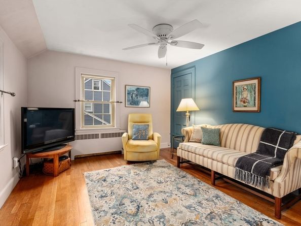 225 Howard St, Melrose MA 02176