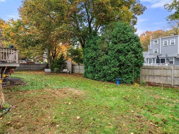 225 Howard St, Melrose MA 02176