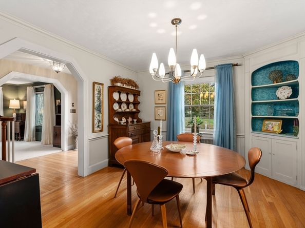 225 Howard St, Melrose MA 02176