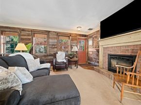 373 N Franklin St, Holbrook MA 02343