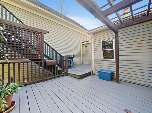 373 N Franklin St, Holbrook MA 02343