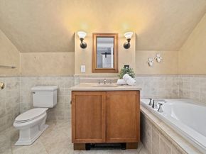 373 N Franklin St, Holbrook MA 02343