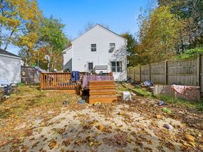 36 Elm St, Uxbridge MA 01569