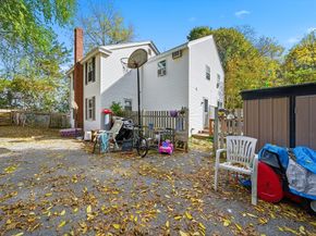 36 Elm St, Uxbridge MA 01569