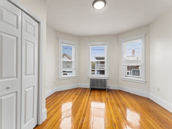 12 Gayland St, Boston MA 02125