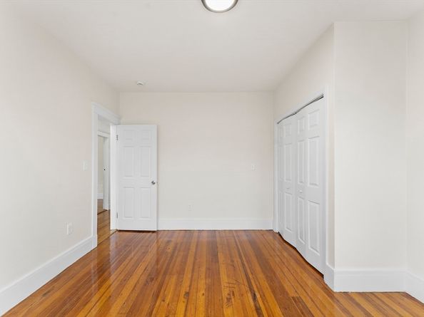 12 Gayland St, Boston MA 02125