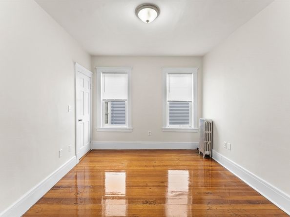 12 Gayland St, Boston MA 02125