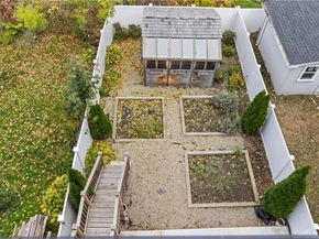 470 Sumner 3, Boston MA 02128