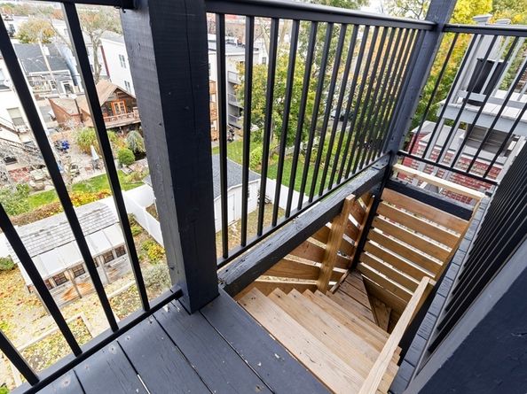 470 Sumner 3, Boston MA 02128