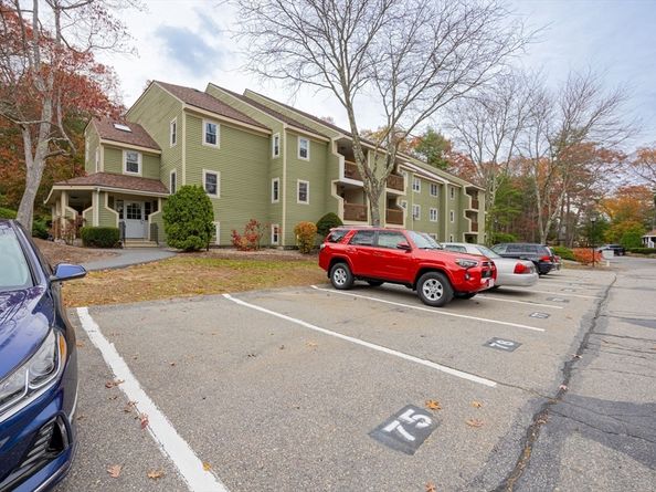 94 Heritage Dr 94, Northbridge MA 01588