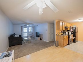 94 Heritage Dr 94, Northbridge MA 01588