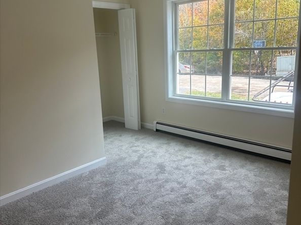 33 Denmark St 33, Worcester MA 01605