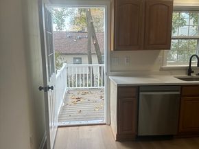 33 Denmark St 33, Worcester MA 01605