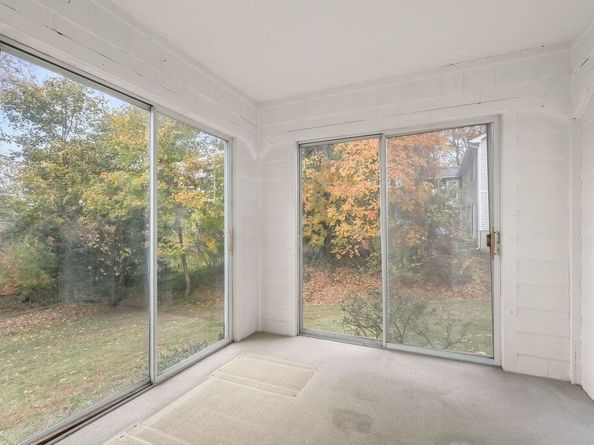 1297 Old Worcester Rd, Framingham MA 01701