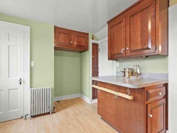 1297 Old Worcester Rd, Framingham MA 01701