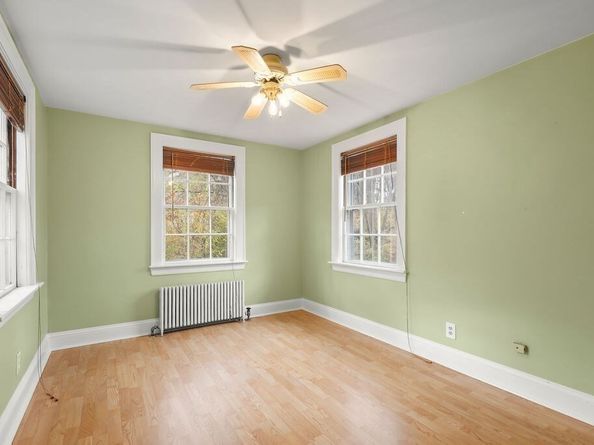 1297 Old Worcester Rd, Framingham MA 01701