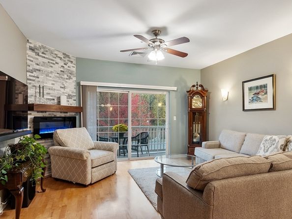 2 Arden Mills Way 2102, Fitchburg MA 01420