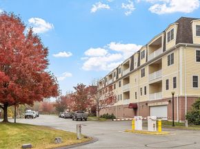 2 Arden Mills Way 2102, Fitchburg MA 01420