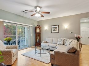 2 Arden Mills Way 2102, Fitchburg MA 01420