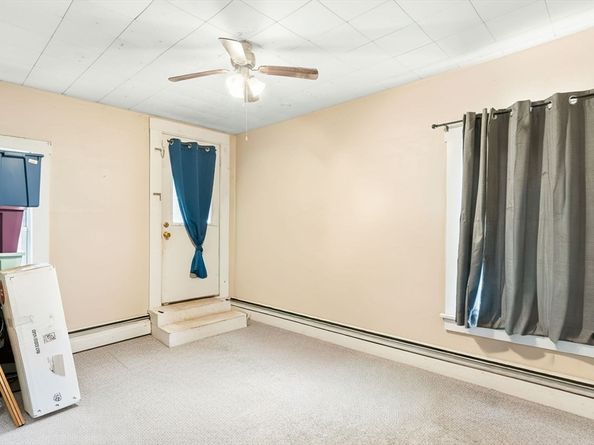 23 Fletcher Pl, Athol MA 01331