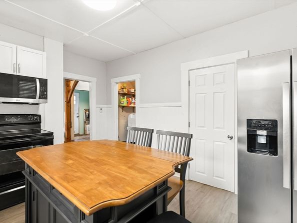 23 Fletcher Pl, Athol MA 01331