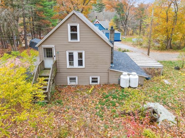 23 Fletcher Pl, Athol MA 01331