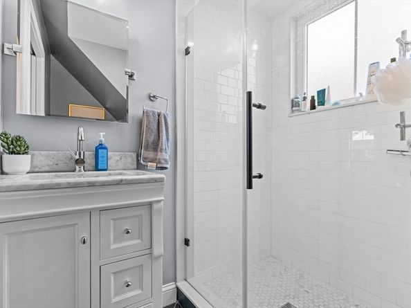 28 Dix St 3, Boston MA 02122