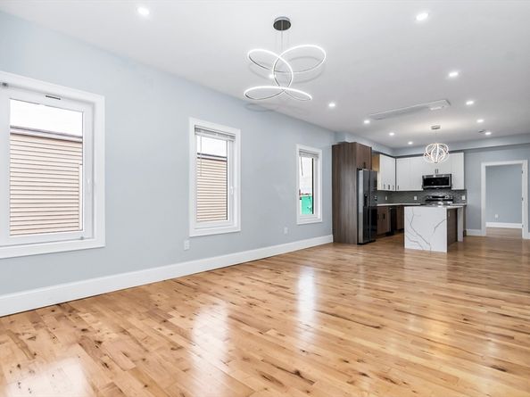 50 Maverick Street 3, Chelsea MA 02150