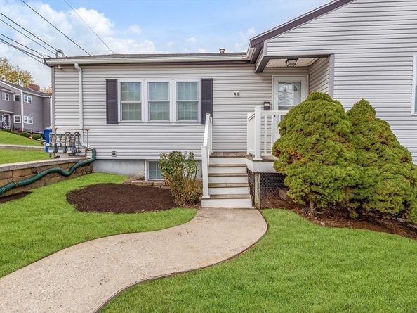 41 S Irving St, Revere MA 02151