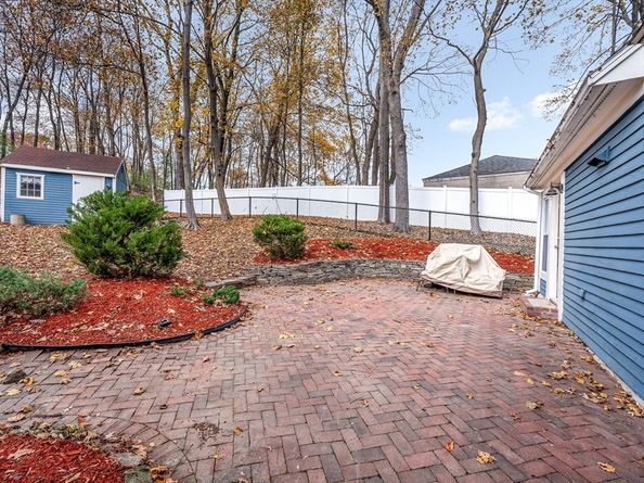 856 Main Street, Reading MA 01867