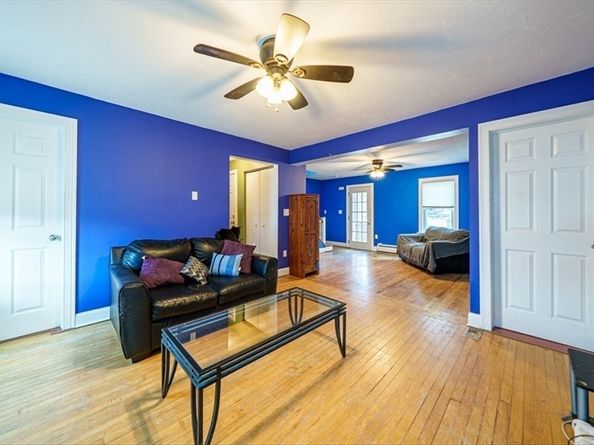 95 Lake St, Webster MA 01570