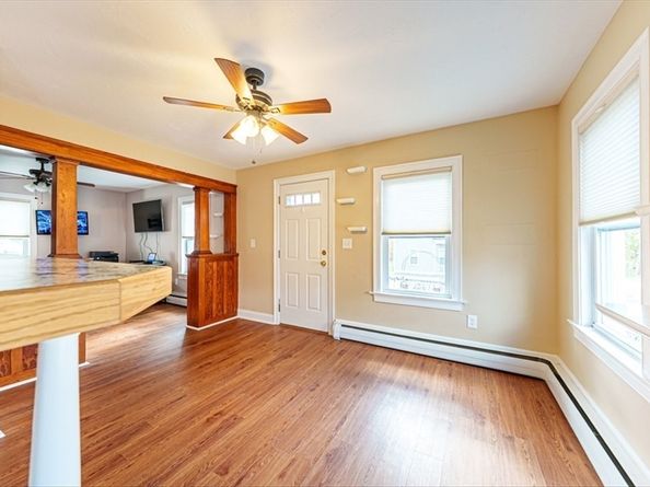 95 Lake St, Webster MA 01570