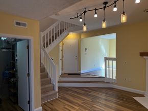 191 Tall Oaks Dr C, Weymouth MA 02190