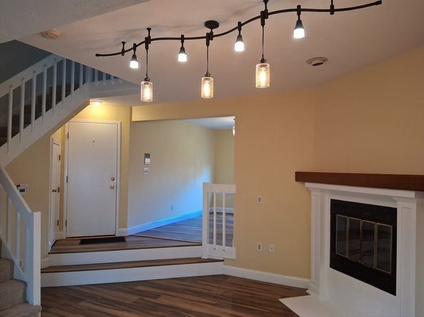 191 Tall Oaks Dr C, Weymouth MA 02190