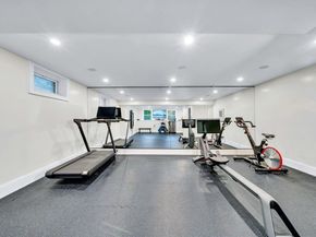 4 Lowell St, Lynnfield MA 01940