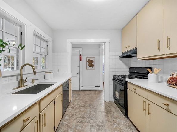 628 Boylston St, Newton MA 02459