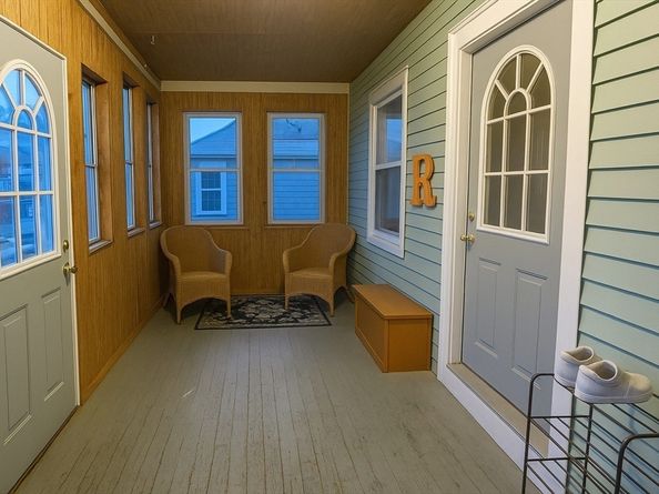 31 Kenberma St, Hull MA 02045