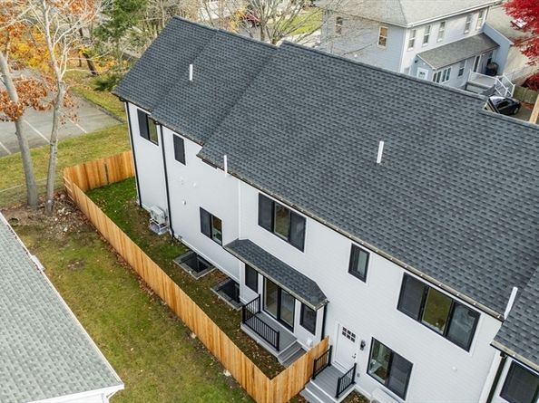 45 River Ave 45, Newton MA 02464