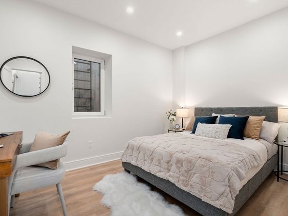 45 River Ave 45, Newton MA 02464