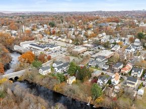 45 River Ave 45, Newton MA 02464