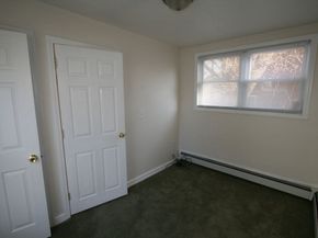 31 Goddard St, Webster MA 01570