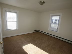 31 Goddard St, Webster MA 01570