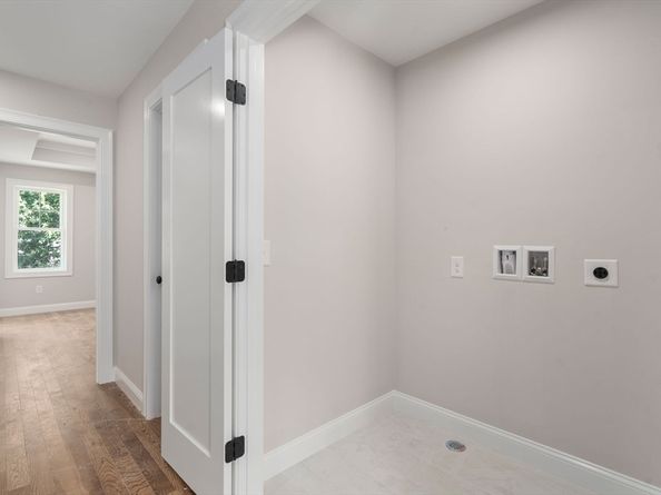 26 Danielles Way, Worcester MA 01606