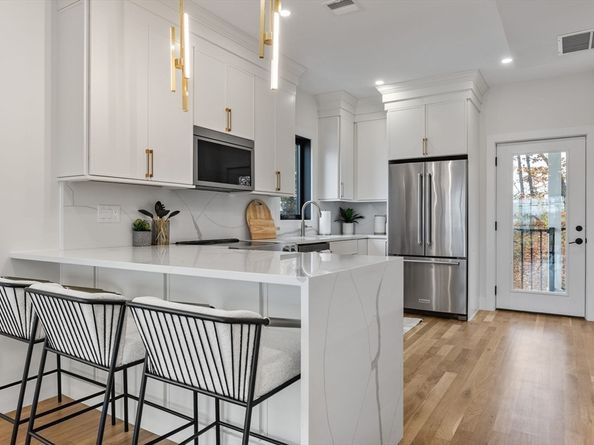 599 Sea St, Quincy MA 02169