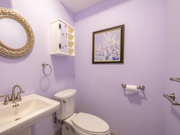 11 Hockanum Way, Worcester MA 01606