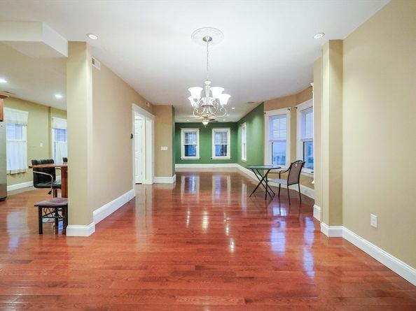 11 Hockanum Way, Worcester MA 01606