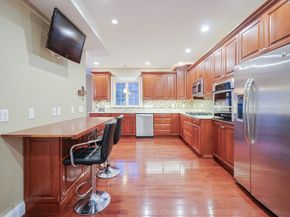 11 Hockanum Way, Worcester MA 01606